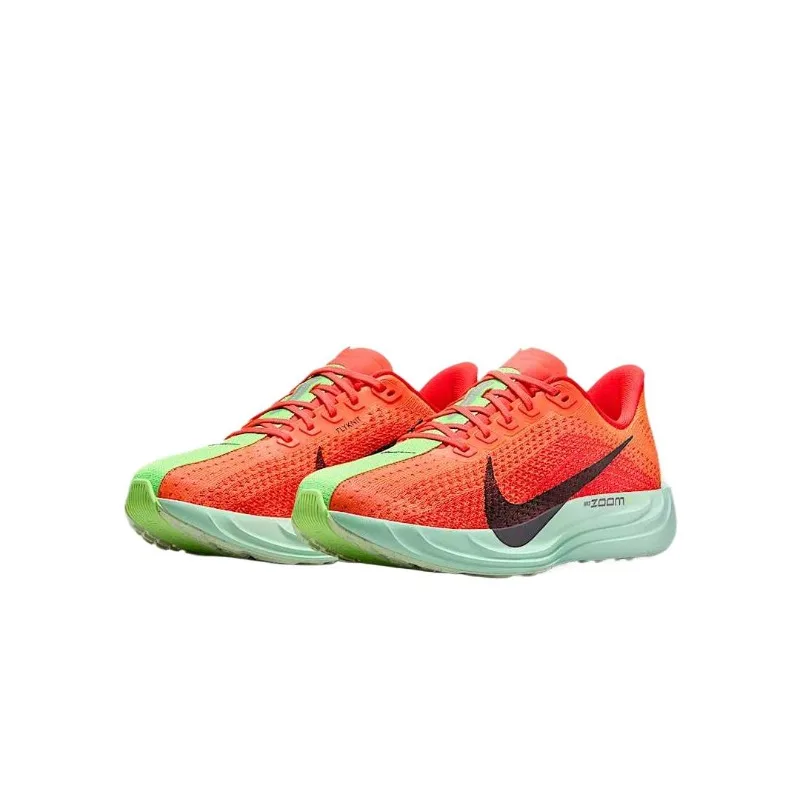 Nike Pegasus Plus Red, Damen-L – Lightweight Road Running Shoes Bewertung und Preis